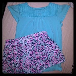 GIRLS OUTFIT SIZE 5